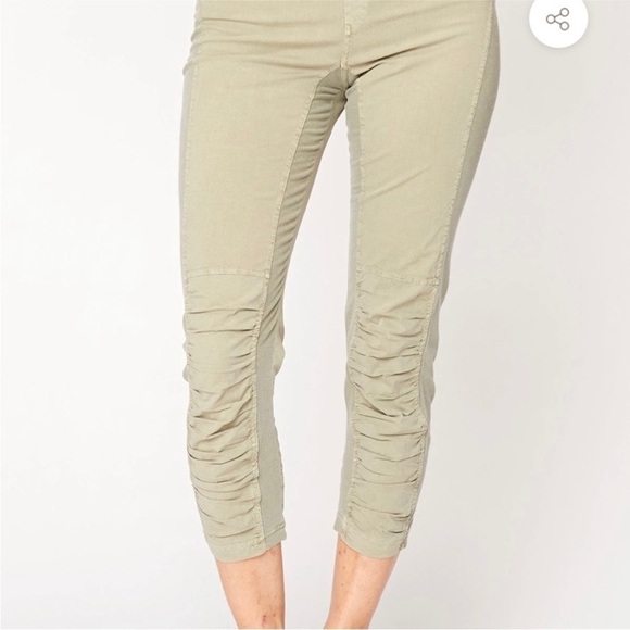 Wearables light green jetters size XS - Picture 1 of 10